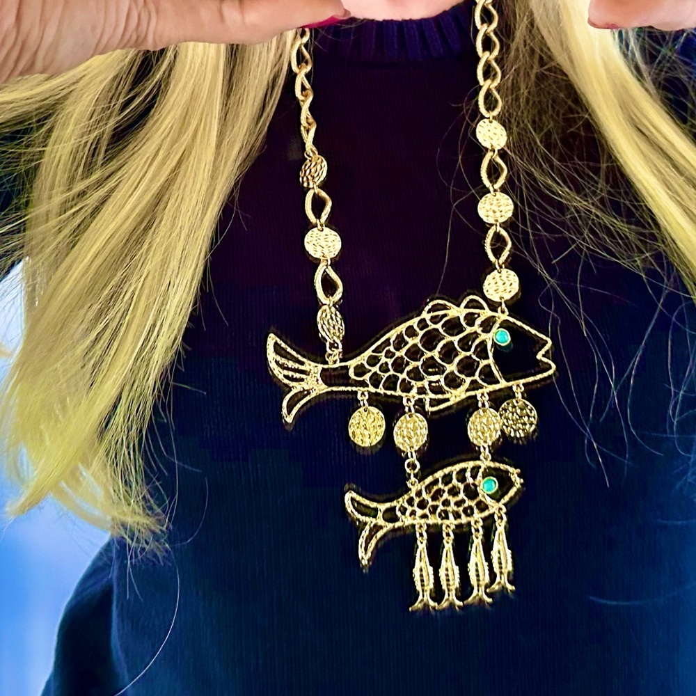 Gold colored vintage Lilly Pulitzer statement necklace